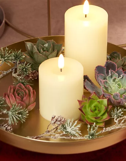 IM GLANZ DER ELEGANZ! IM GLANZ DER ELEGANZ!